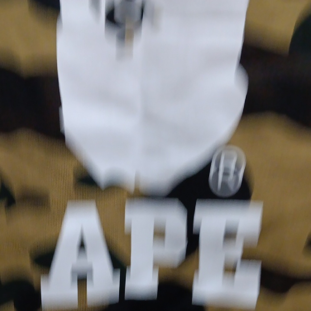 A Bathing Ape Camo Tee - Picture 7 of 8